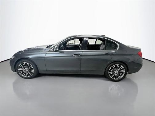 2017 BMW 330 i xDrive