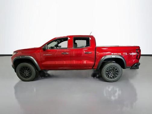 Radiant Red 2026 Chevrolet Colorado Trail Boss