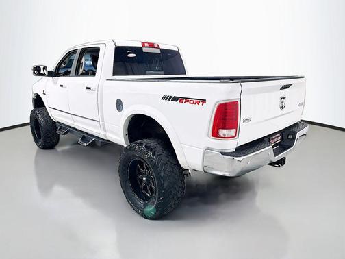 Bright White Clearcoat 2016 RAM 2500 Laramie