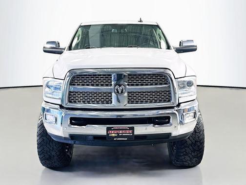 Bright White Clearcoat 2016 RAM 2500 Laramie