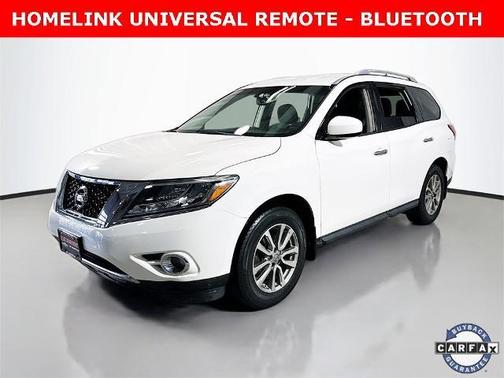 2016 Nissan Pathfinder SV