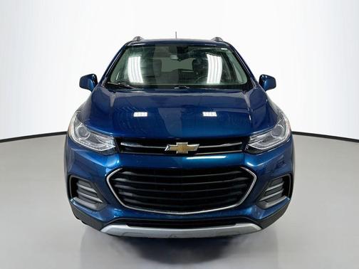 Pacific Blue Metallic 2019 Chevrolet Trax LT