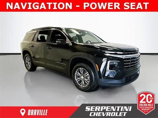 2025 Chevrolet Traverse LT