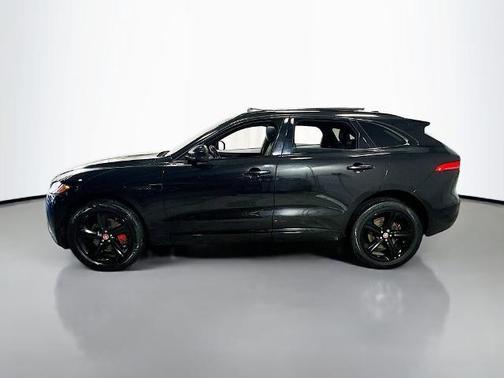 2019 Jaguar F-PACE S