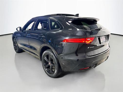 2019 Jaguar F-PACE S
