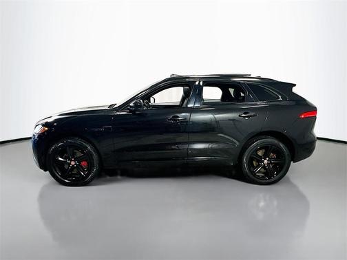 2019 Jaguar F-PACE S