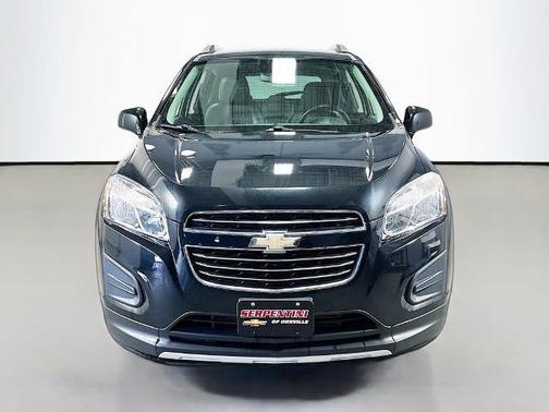 Black Granite Metallic 2016 Chevrolet Trax LT