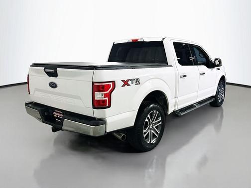 Oxford White 2018 Ford F-150 XLT