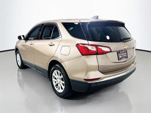 Sandy Ridge Metallic 2019 Chevrolet Equinox 1LT