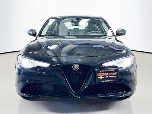 Alfa Black 2021 Alfa Romeo Giulia Base