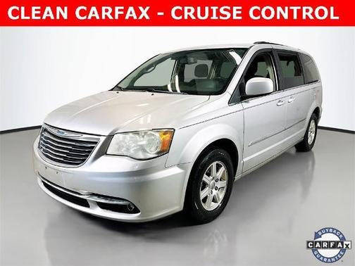 2012 Chrysler Town & Country Touring