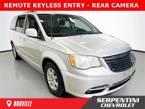 2012 Chrysler Town & Country Touring