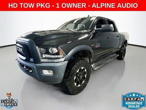 Brilliant Black Crystal Pearlcoat 2018 RAM 2500 Power Wagon