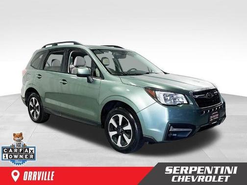 Jasmine Green Metallic 2018 Subaru Forester 2.5i Premium