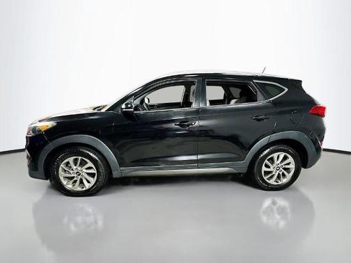 Black Noir Pearl 2016 Hyundai TUCSON Eco
