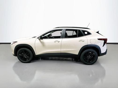 White Sand 2026 Chevrolet Trax ACTIV