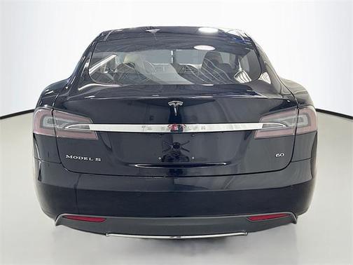 2014 Tesla Model S Base