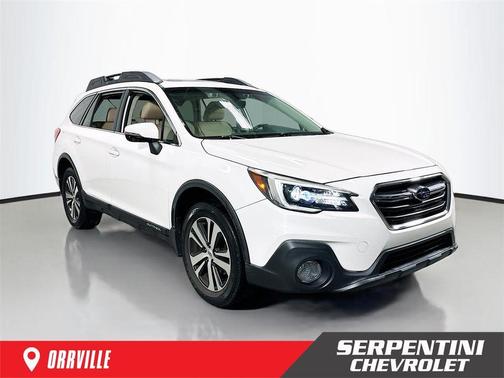 White 2018 Subaru Outback 3.6R Limited