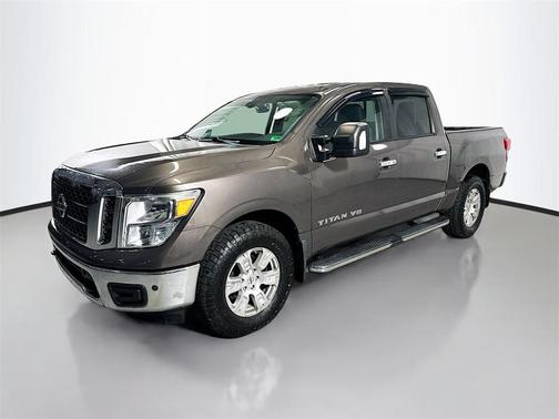 2018 Nissan Titan SV