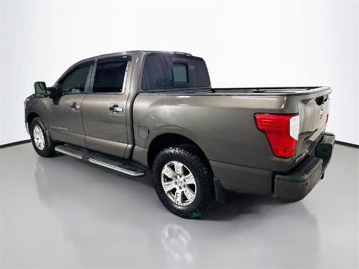 2018 Nissan Titan SV