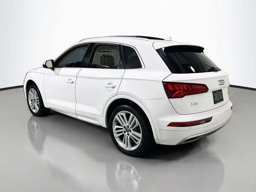 Ibis White 2018 Audi Q5 2.0T Premium Plus