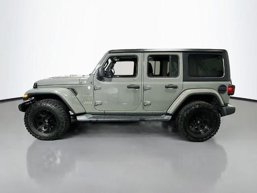 Sting Gray Clearcoat 2018 Jeep Wrangler Unlimited Sahara