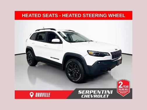 Bright White Clearcoat 2019 Jeep Cherokee Latitude