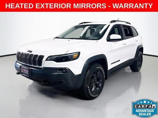 Bright White Clearcoat 2019 Jeep Cherokee Latitude
