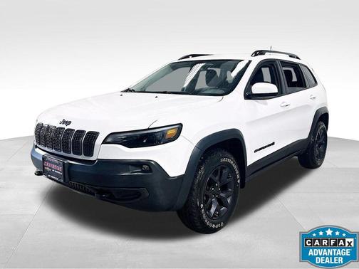 Bright White Clearcoat 2019 Jeep Cherokee Latitude