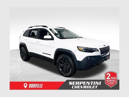 Bright White Clearcoat 2019 Jeep Cherokee Latitude