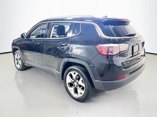 Diamond Black 2018 Jeep Compass Limited