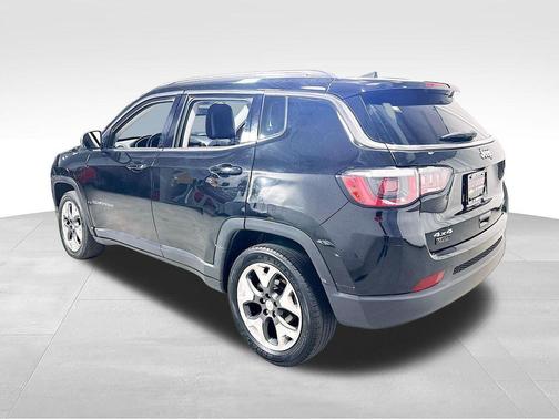 Diamond Black 2018 Jeep Compass Limited