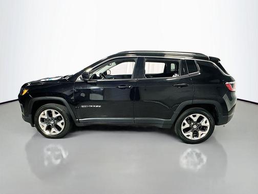 Diamond Black 2018 Jeep Compass Limited