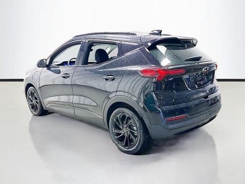 Mosaic Black Metallic 2027 Chevrolet Bolt RS