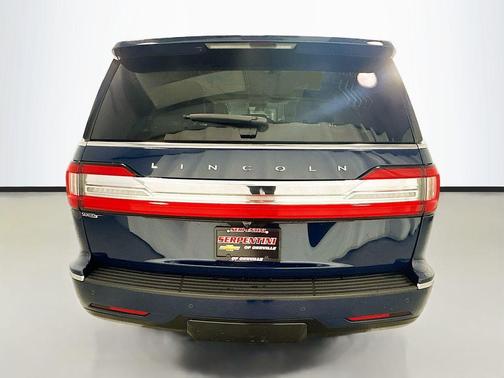 Rhapsody Blue 2019 Lincoln Navigator Reserve