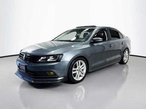 Platinum Gray Metallic 2017 Volkswagen Jetta 1.8T SEL Premium