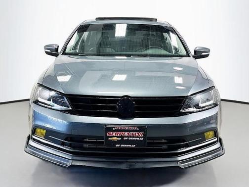 Platinum Gray Metallic 2017 Volkswagen Jetta 1.8T SEL Premium