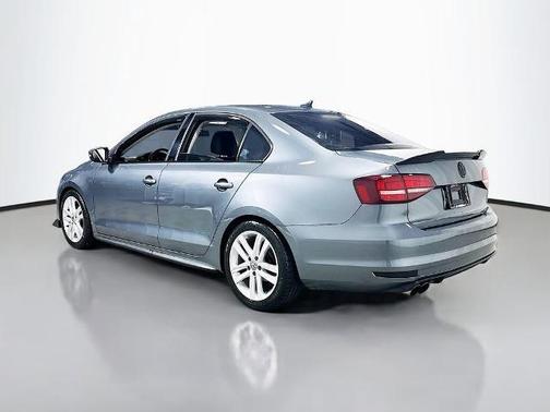 Platinum Gray Metallic 2017 Volkswagen Jetta 1.8T SEL Premium