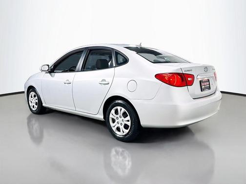 Liquid Silver Metallic 2010 Hyundai ELANTRA GLS