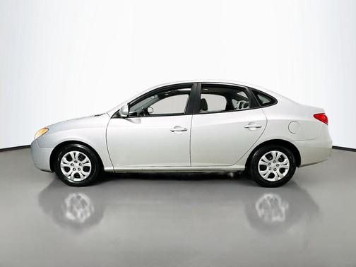 Liquid Silver Metallic 2010 Hyundai ELANTRA GLS
