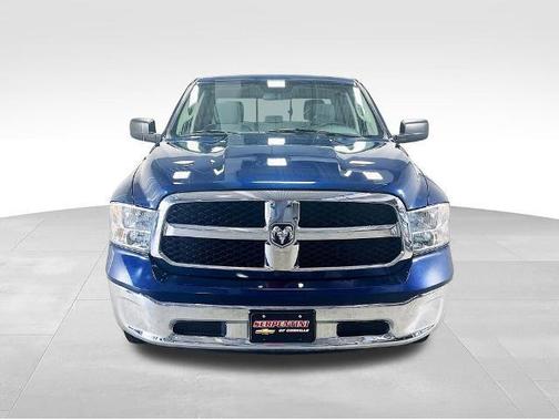Patriot Blue Pearlcoat 2020 RAM 1500 Classic SLT