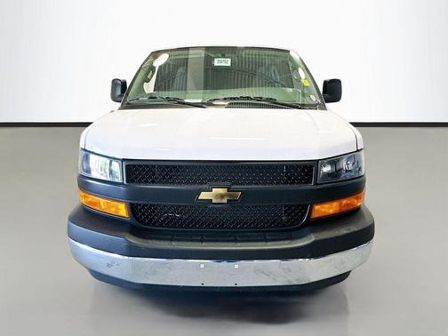 Summit White 2025 Chevrolet Express 2500 Work Van
