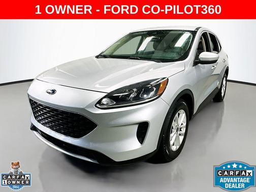 Ingot Silver Metallic 2020 Ford Escape SE
