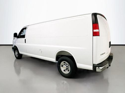 Summit White 2025 Chevrolet Express 2500 Work Van