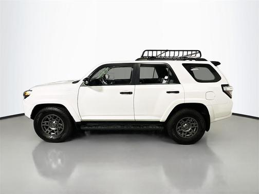 2020 Toyota 4Runner Venture