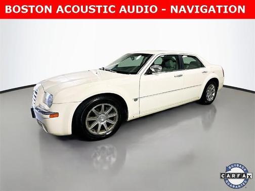 2005 Chrysler 300C Base