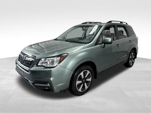 Jasmine Green Metallic 2018 Subaru Forester 2.5i Limited