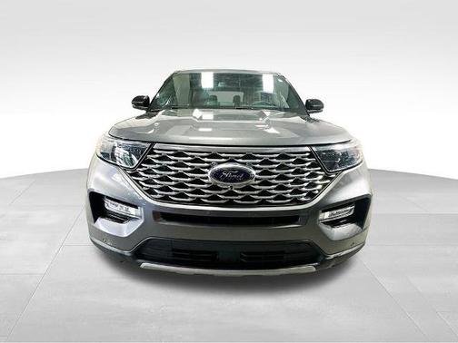 Carbonized Gray Metallic 2021 Ford Explorer Platinum