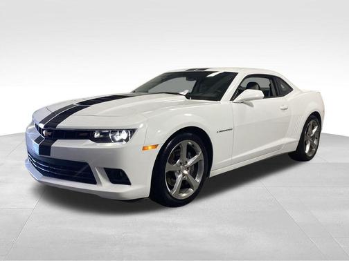 Summit White 2015 Chevrolet Camaro 2SS