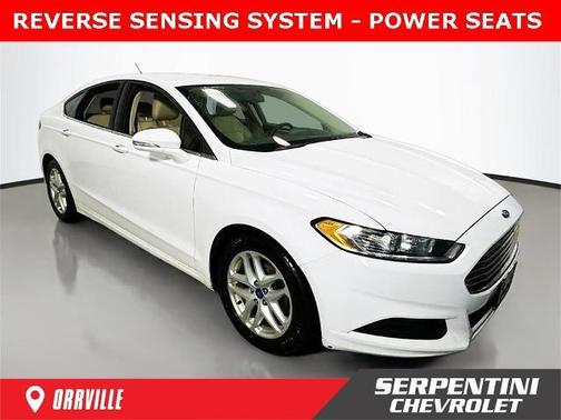 2014 Ford Fusion SE